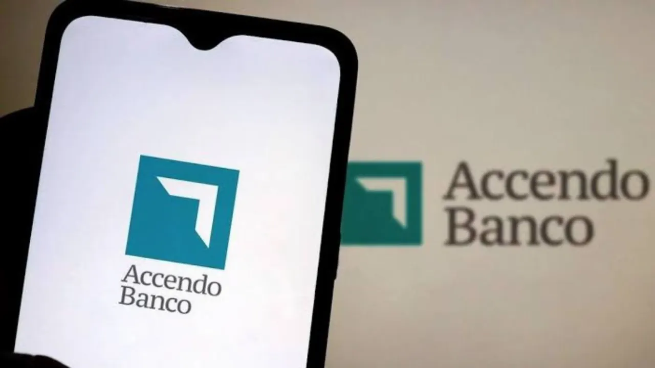 Presunto banquero defraudador se presenta como especialista financiero para presumir crecimiento fintech